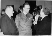 V.l.n.r. H.J. Woudenberg, Rijkscommissaris Dr. Arthur Seyss-Inquart, Willem Mengelberg, 1940, Concertgebouw Amsterdam