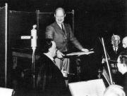 Willem Mengelberg en Paul Hindemith tijdens de orkestrepetitie in het Concertgebouw, december 1937